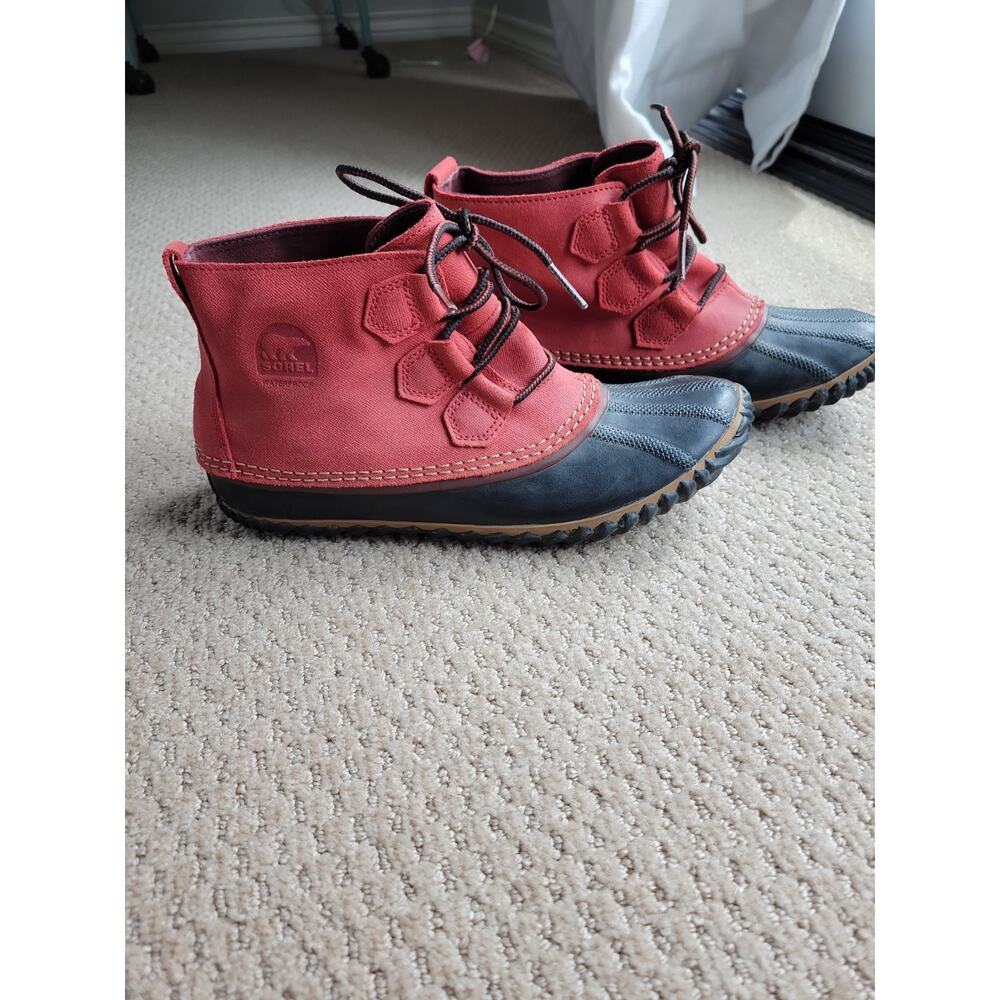 Sorel Out N About Duck Boots Womens Size 9.5 Red Casual Lace Up Ankle